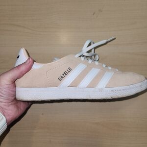 Adidas Gazelle Beige Sneakers